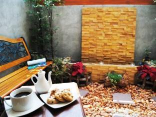 Focal Local Bed & Breakfast Bangkok Exterior foto